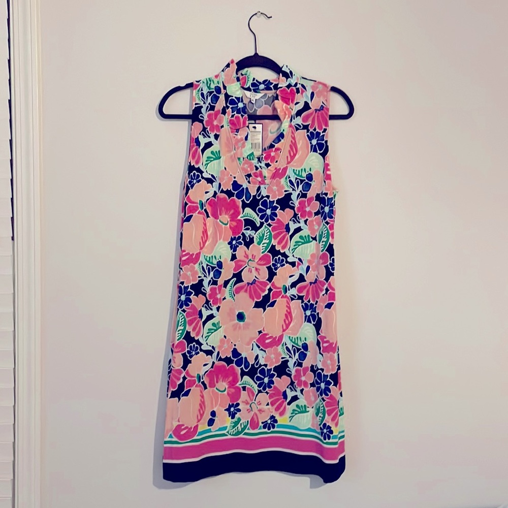 Crown & Ivy floral dress - size Medium.
